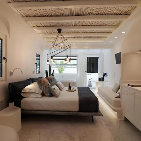 Narcissus Luxury * Naxos City