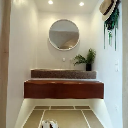 Narcissus Luxury דירה