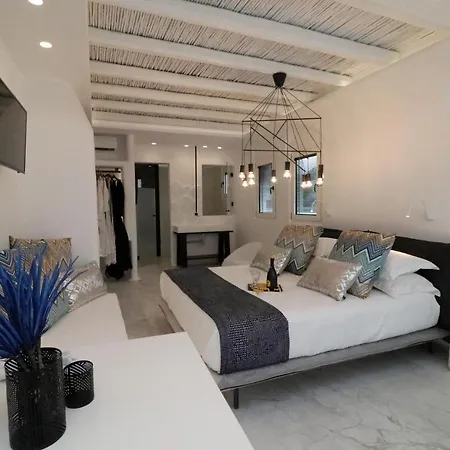 Narcissus Luxury * Naxos City