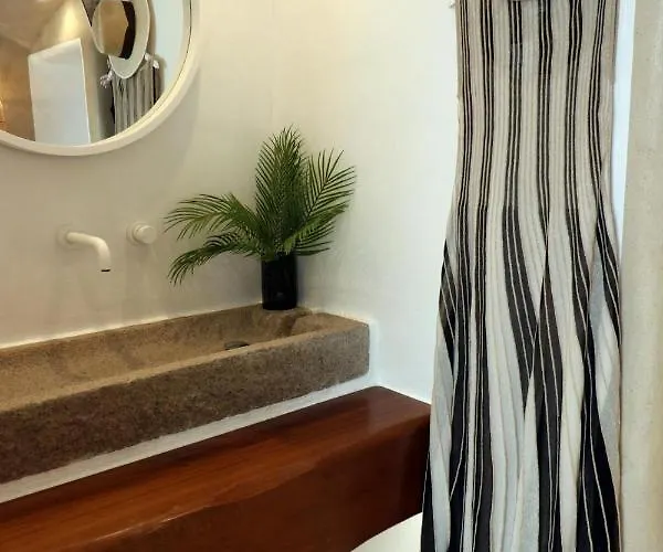 Narcissus Luxury * Naxos City